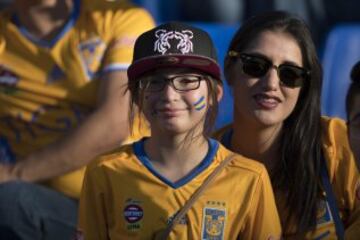 Este fue el ambiente dentro y fuera del campo en el clásico de la 'Sultana del Norte' celebrado este sábado en el Estadio Universitario.