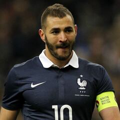 "Le impondré a Deschamps que lleve a Benzema con Francia"