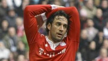 Luca Toni se disculpa y ataca a Van Gaal