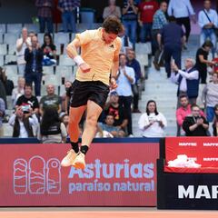 Thiem sigue con su ascenso para retar a Rublev