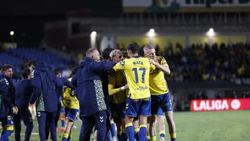 Januzaj rescata a Las Palmas en el 98′, con 10 y frustra a Osasuna