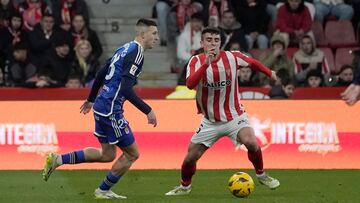 13.02.2024 2ª DIVISION
ESTADIO EL MOLINON SPORTING-REAL OVIEDO PASCANU JUNTO A BRETONES EL PASADO PARTIDO