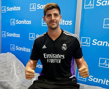 Courtois tras pasar el reconocimiento m¨¦dico.