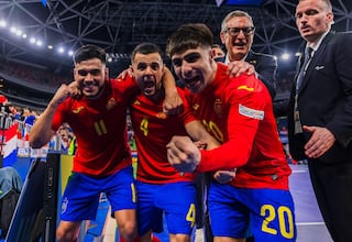 España vuelve a su sitio