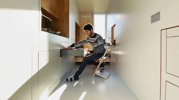 Un arquitecto vive en una casa de 9 m² y desafía las normas de la vivienda tradicional: “No tenía claro dónde quería vivir”