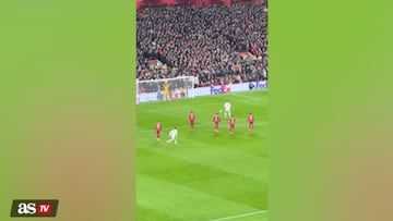 El Liverpool venció 2-0 al Real Madrid, con Caoimhin Kelleher como héroe al detener el penal del delantero francés.