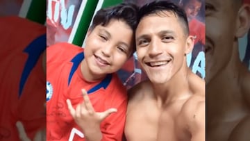 El tierno video que compartió Alexis con su fanático en el camarín