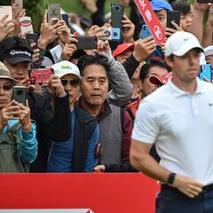Los aficionados chinos, pendientes de Rory McIlroy