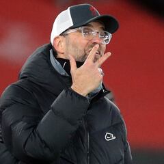 Klopp se cela del United: "Le han pitado más penaltis que a nosotros…"