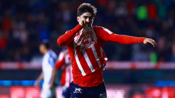 Armando Gonzalez celebrates his goal 0-1 of Guadalajara during the 16th round match between Pachuca and Guadalajara as part of the Liga BBVA MX, Torneo Apertura 2025 at Hidalgo Stadium, on November 02, 2025 in Pachuca, Hidalgo, Mexico.
