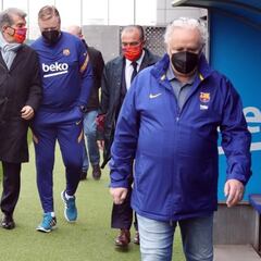 Laporta 'redebuta' en un palco al lado de Nasser Al-Khelaifi