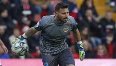 Oficial: Dimitrievski renueva con el Rayo hasta junio de 2024