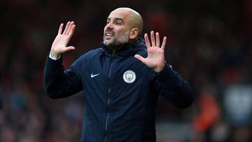 Pep Guardiola con Manchester City