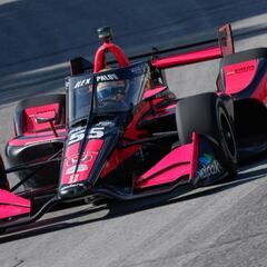 Álex Palou y McLaren descorchan champán en la IndyCar