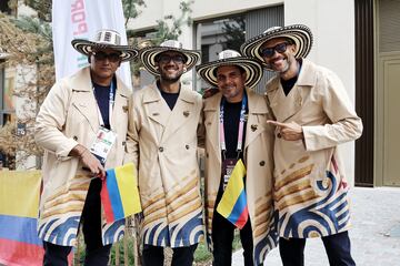 Atuendo de la delegación colombiana en la inauguración de los Juegos Olímpicos París 2024.