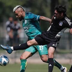 “Fin de una etapa, muy feliz por estos siete años en Colo Colo; gracias, en especial, a mi familia”