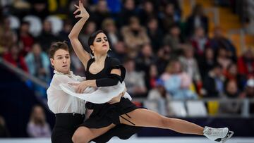 Sara Hurtado y Kirill Khaliavin compiten durante la prueba de la Rostelecom Cup de Mosc&uacute; de 2019.