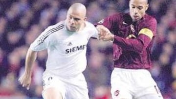 <b>¿FUTUROS COMPAÑEROS? </b>Ronaldo y Henry podrían compartir delantera la próxima temporada.