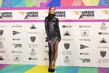 La Beba en la alfombra roja de LOS40 Music Awards Santander.
