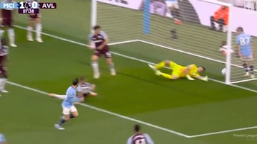 ¡¿Qué le ha pasado al Dibu?! Así fue el 1-0 del City con la ayuda del portero argentino