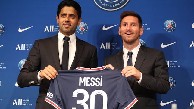 The End of an Era: Saying Goodbye to Messi and Di Maria - Latest updates on Messi's transfer to Paris Saint-Germain
