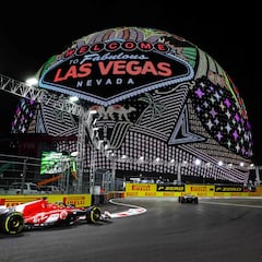 Leclerc, Sainz y Alonso lideran el esperpento de madrugada