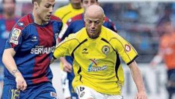 <b>COTIZADO. </b>Javier Farinós ha despertado el interés de muchos equipos.