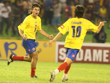El volante fue estrella en la Selección Colombia Sub 20 y Santa Fe, pero en el fútbol del exterior no logró brillar y se quedó en promesa.