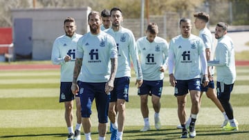 22/03/21 SELECCION ESPA&Atilde;OLA ESPA&Atilde;A ENTRENAMIENTO 
 SERGIO RAMOS  BUSQUETS  GRUPO 
 