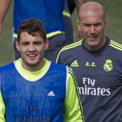 Kovacic medita dejar el Madrid y la Juventus se interesa en él