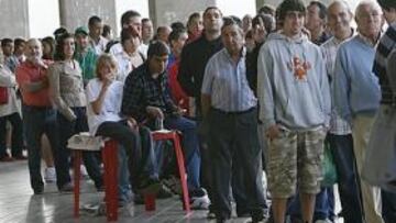 <b>SIEMPRE FIEL. </b>La afición sportinguista que siempre ha respondido deberá pagar un poco más , esta temporada, por los abonos.