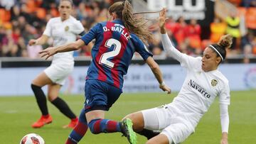 Ona Batlle en un derbi Valencia-Levante.