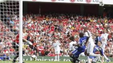 <b>GOL DE CANTERANOS. </b>Callejón puso el centro desde la derecha y Parejo se adelantó a Baptista y a la defensa y marcó de cabeza.