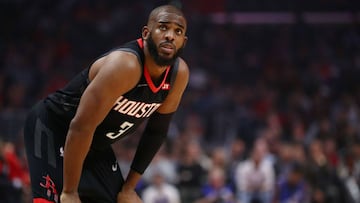 LOS ANGELES, CALIFORNIA - APRIL 03: Chris Paul #3 of the Houston Rockets looks on during the first half of the game against the Los Angeles Clippers at Staples Center on April 03, 2019 in Los Angeles, California. NOTE TO USER: User expressly acknowledges and agrees that, by downloading and or using this photograph, User is consenting to the terms and conditions of the Getty Images License Agreement.   Yong Teck Lim/Getty Images/AFP
 == FOR NEWSPAPERS, INTERNET, TELCOS &amp; TELEVISION USE ONLY ==