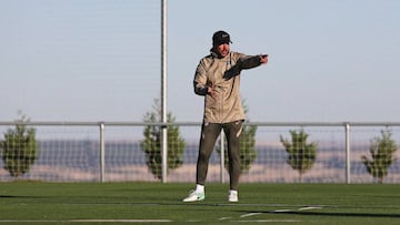 08/09/20 PRETEMPORADA DEL ATLETICO DE MADRID EN   Los &Aacute;ngeles de San Rafael.
 SIMEONE