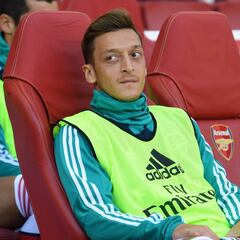 Özil: nueva temporada, misma pesadilla