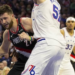 Los Blazers arrollan a unos Sixers que echan de menos a Embiid