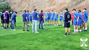 Fran Fernández se despide de la plantilla tinerfeña