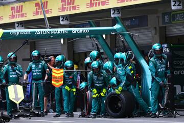 Pitstop del equipo de Aston Martin.