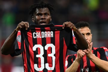 Milan se impuso sobre Bolonia 2-1 en la fecha 35 de la Serie A y se metió a la pelea por un cupo europeo. 