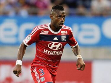 Sakai and Bedimo on board at Olympique Marseille