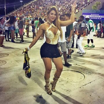 Conoce a Rossana Torales, la doctora más sexy del fútbol