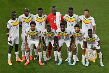 Once inicial de Senegal frente a Ecuador.