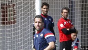 Toño y Cobeño, dos de los veteranos.