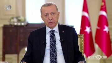 Erdogan enferma en directo en la televisión turca