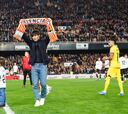 Silva, con lona en Mestalla: “Mi familia y yo somos valencianistas a muerte”
