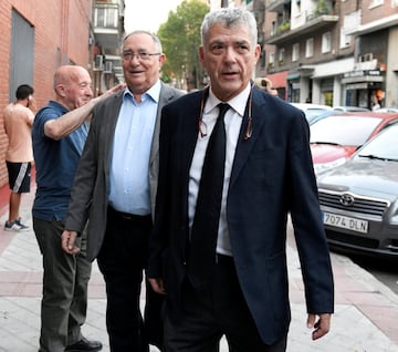 ?ngel Mar¨ªa Villar y Vicente Temprado.
