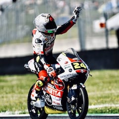 Suzuki vence en el nombre de Simoncelli
