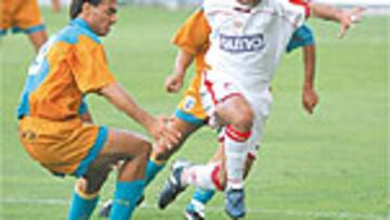 <B>BUEN FINAL</B>. Los canarios supieron dar la vuelta al marcador.