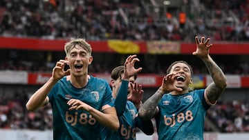 Soccer Football - Premier League - Arsenal v AFC Bournemouth - Emirates Stadium, London, Britain - May 3, 2025 AFC Bournemouth's Dean Huijsen celebrates scoring their first goal with Alex Scott and Marcus Tavernier REUTERS/Tony O Brien EDITORIAL USE ONLY. NO USE WITH UNAUTHORIZED AUDIO, VIDEO, DATA, FIXTURE LISTS, CLUB/LEAGUE LOGOS OR 'LIVE' SERVICES. ONLINE IN-MATCH USE LIMITED TO 120 IMAGES, NO VIDEO EMULATION. NO USE IN BETTING, GAMES OR SINGLE CLUB/LEAGUE/PLAYER PUBLICATIONS. PLEASE CONTACT YOUR ACCOUNT REPRESENTATIVE FOR FURTHER DETAILS..